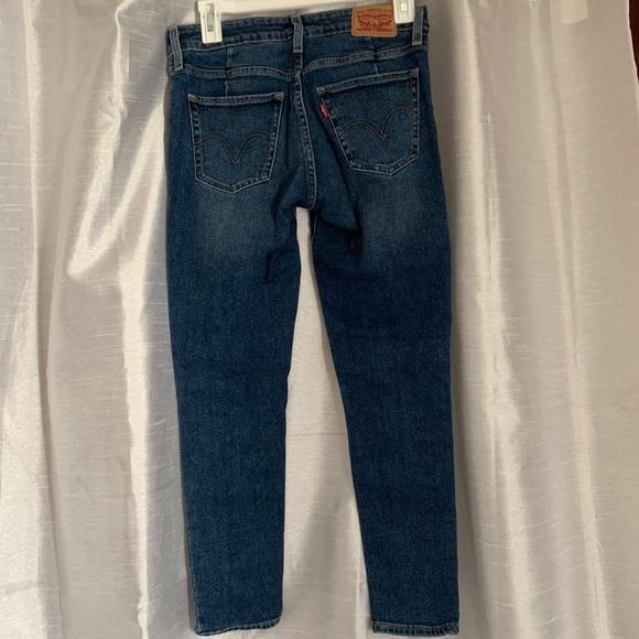 Levi altered slim straight jeans - Picture 5 of 6